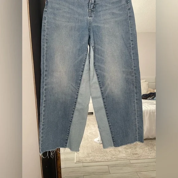 GAP Light Blue High-Rise Wide-Leg Jeans - Picture 3 of 6